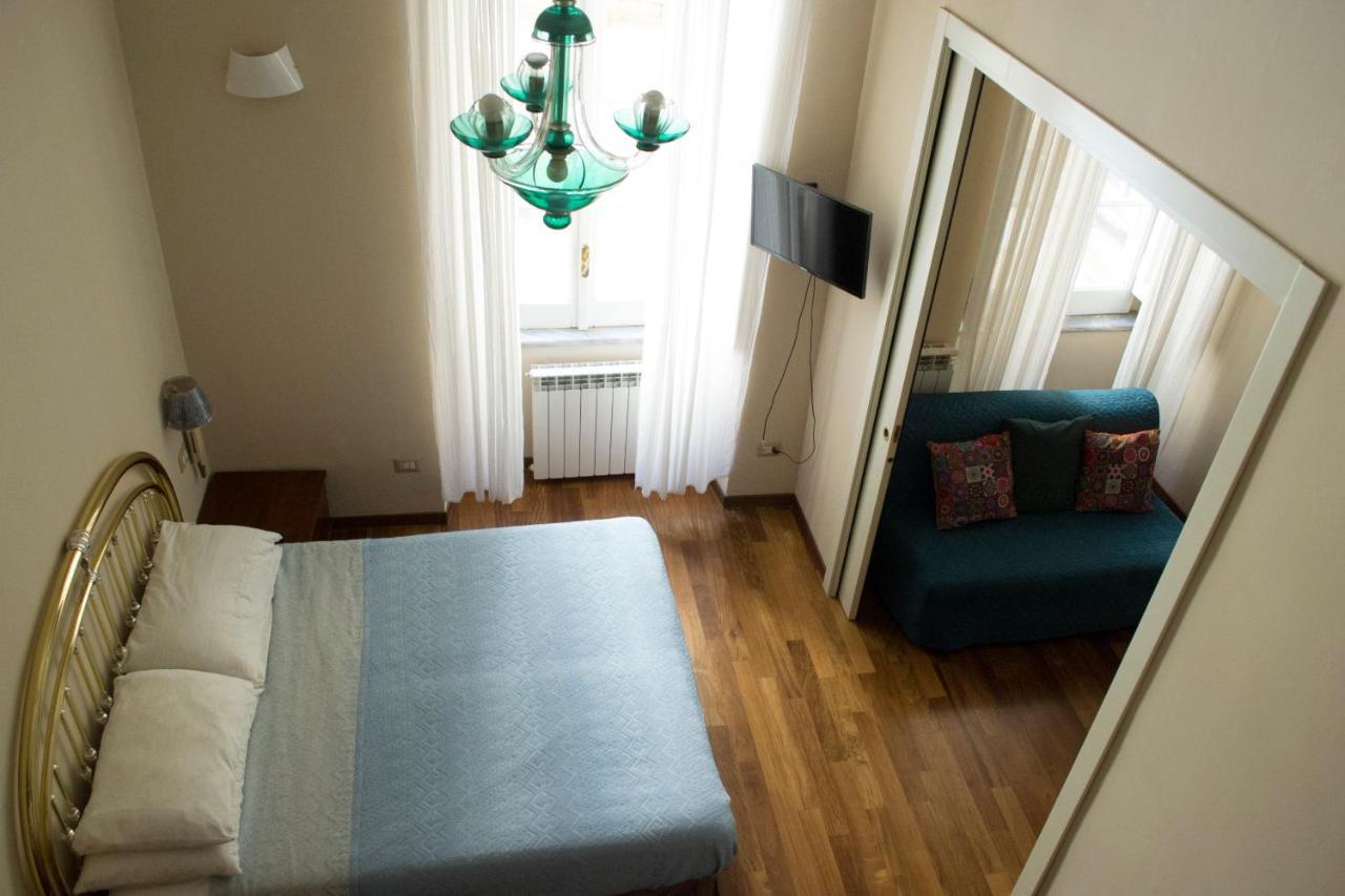 Bed and Breakfast Le Stanze Di Dolly à Naples Extérieur photo